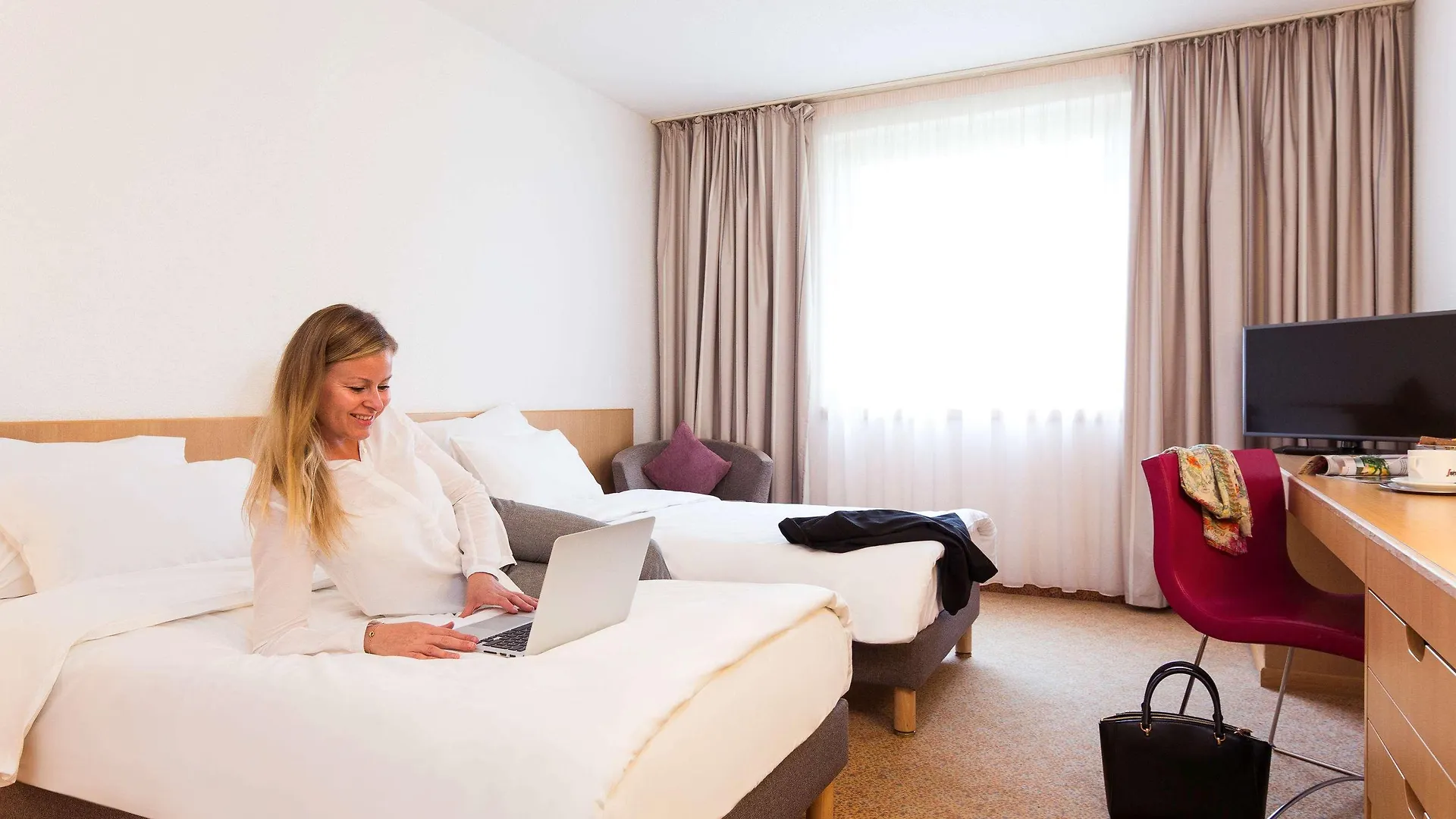 Novotel Duesseldorf City West Germany