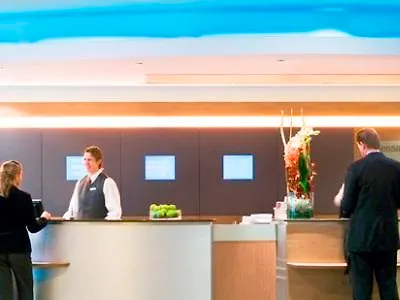 Novotel Duesseldorf City West Otel